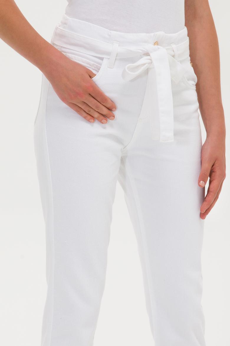 Kadın Beyaz Mom High Waist Fit Jean Pantolon - 50266286003