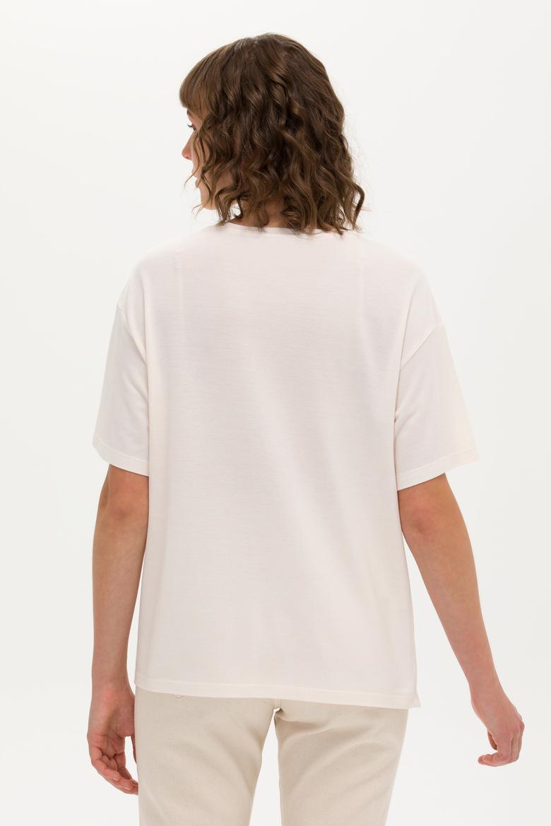 Kadın Krem Bisiklet Yaka Tişört - 50263603037