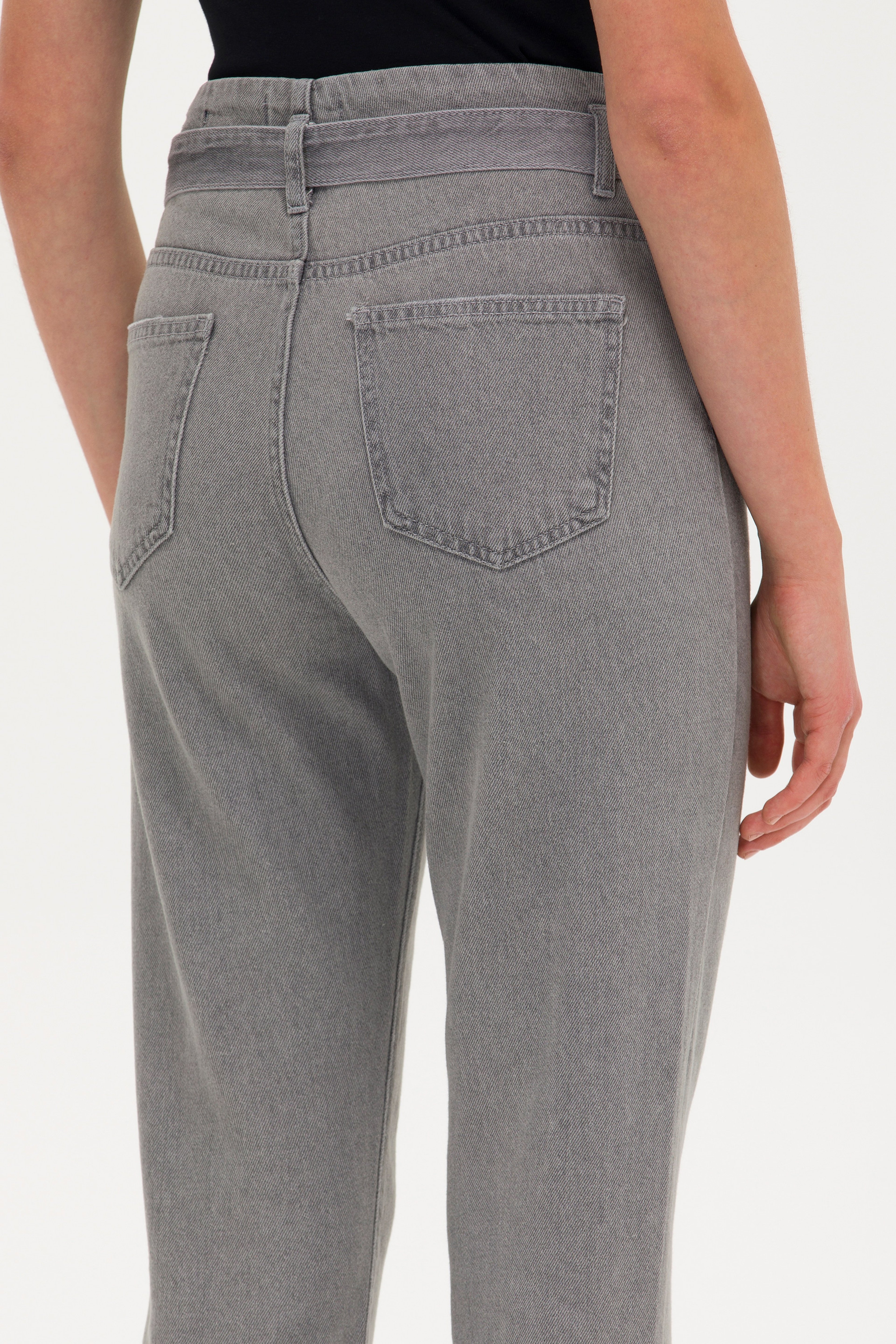 Kadın Gri Mom High Waist Fit Jean Pantolon