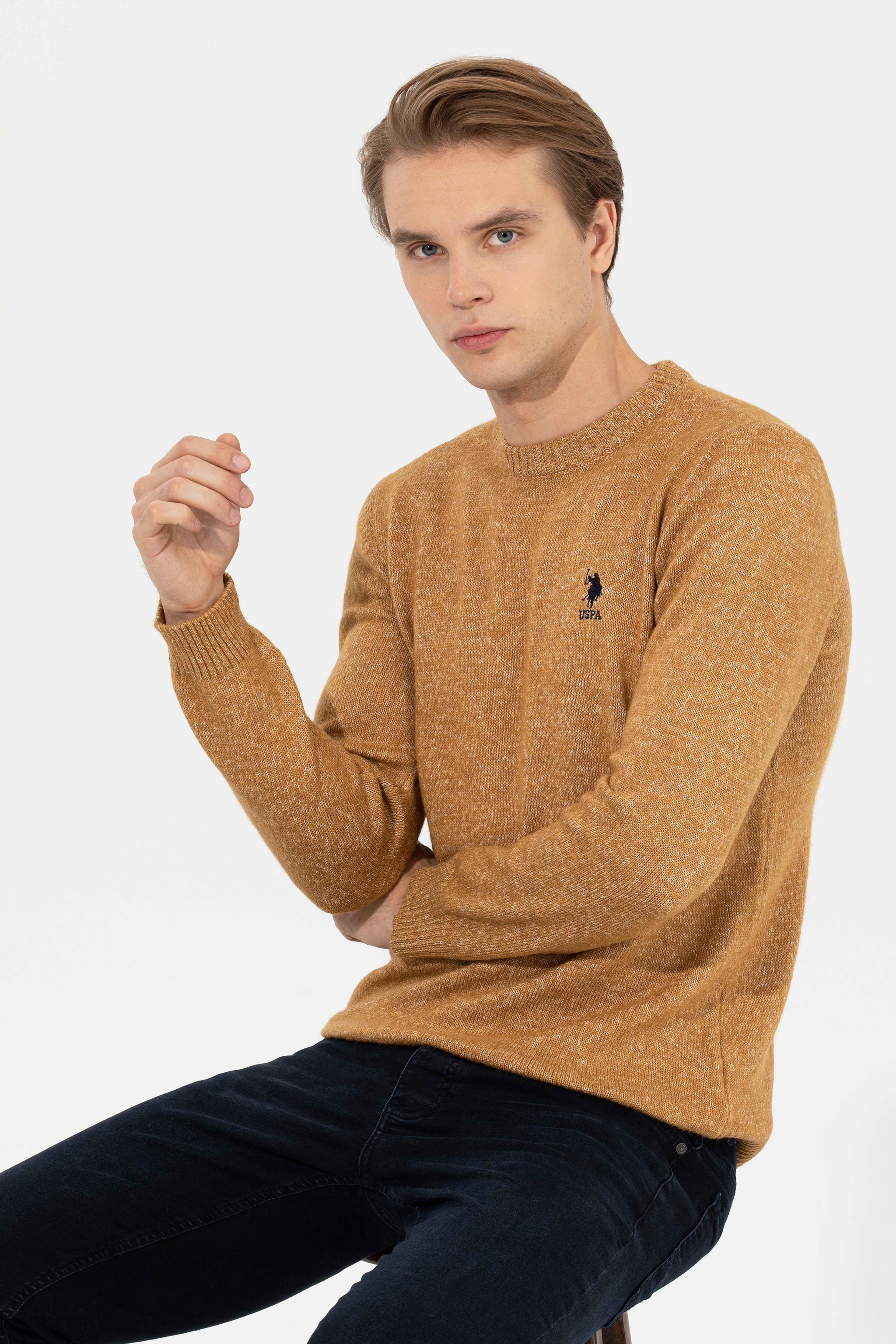 Erkek Coconut V Yaka Basic Triko Kazak - Image 1