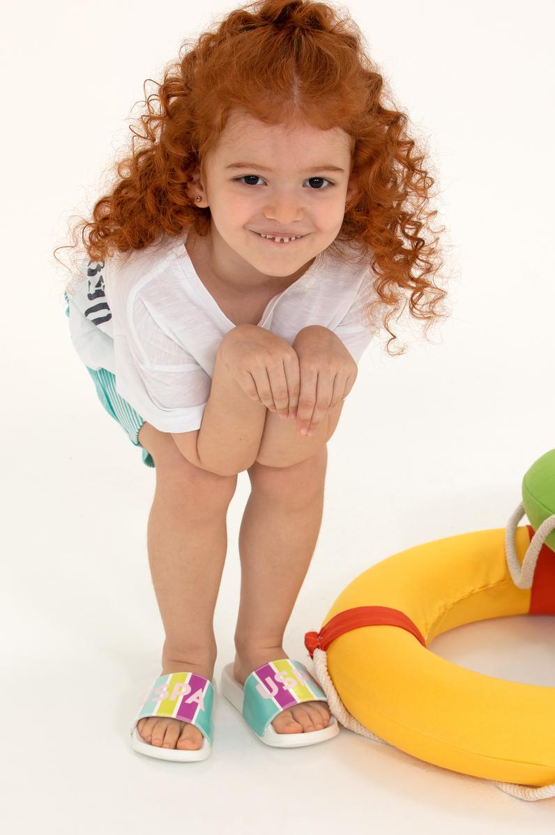 Kız Çocuk Beyaz Terlik