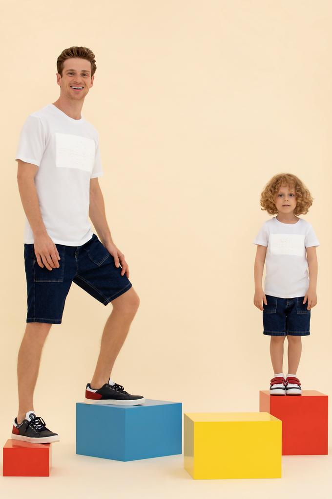 Çocuk Beyaz Bisiklet Yaka Tişört