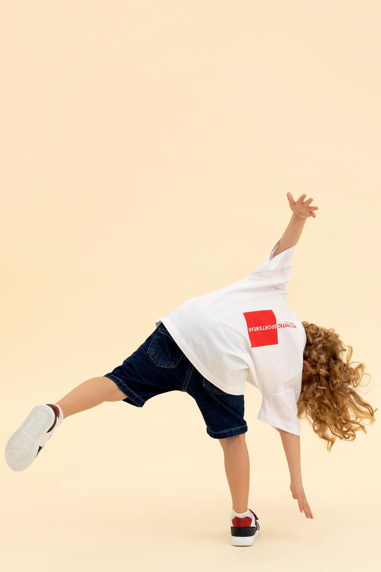 Erkek Çocuk Beyaz Oversize Bisiklet Yaka Tişört - 50263287008