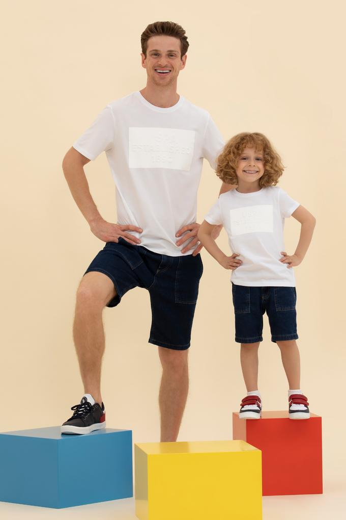 Erkek Beyaz Bisiklet Yaka Tişört