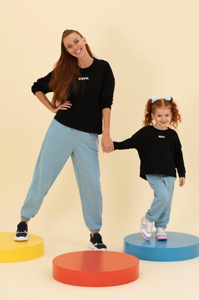 Kadın Siyah Bisiklet Yaka Basic Sweatshirt