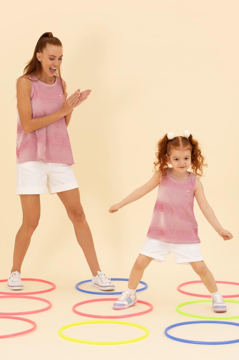 Kız Çocuk Pembe Bisiklet Yaka Tişört