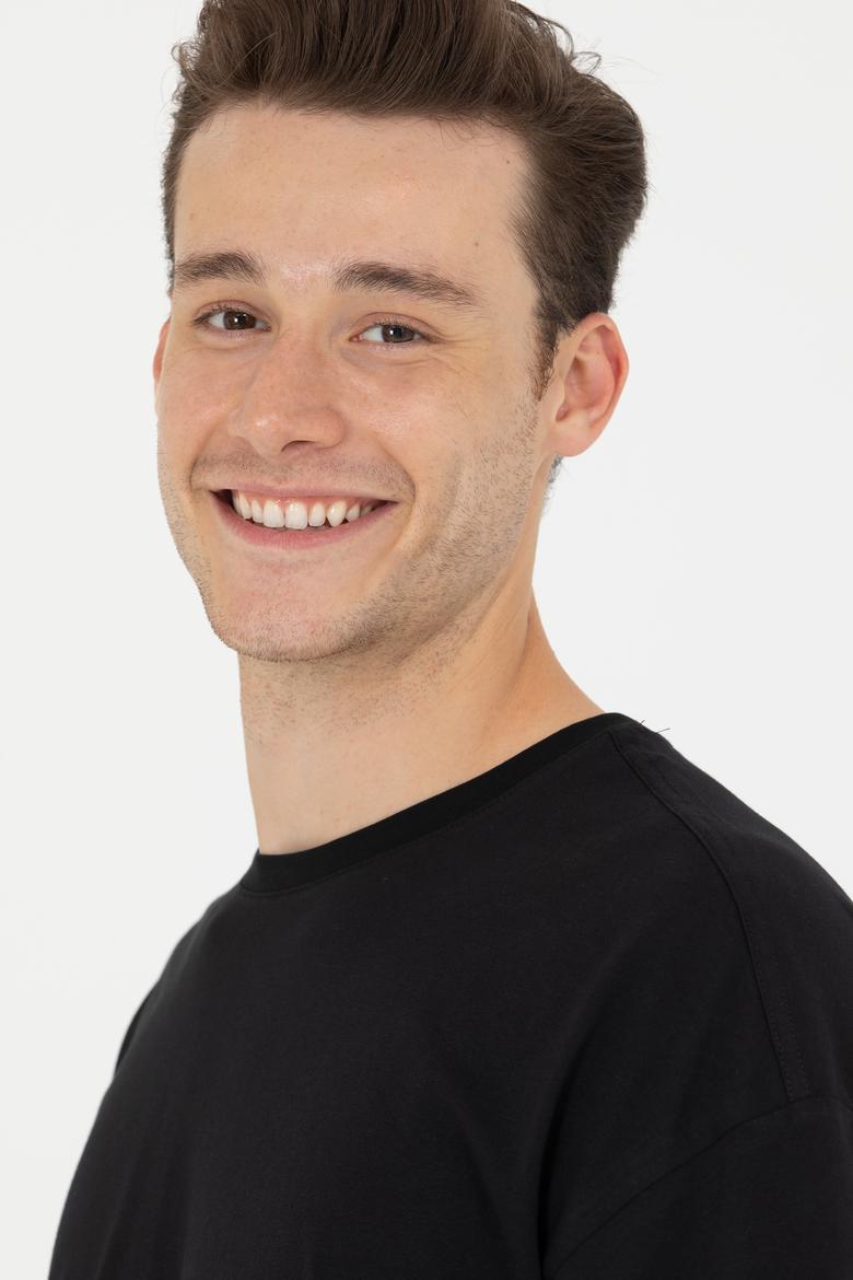 Erkek Siyah Oversize Bisiklet Yaka Tişört - 50264917098