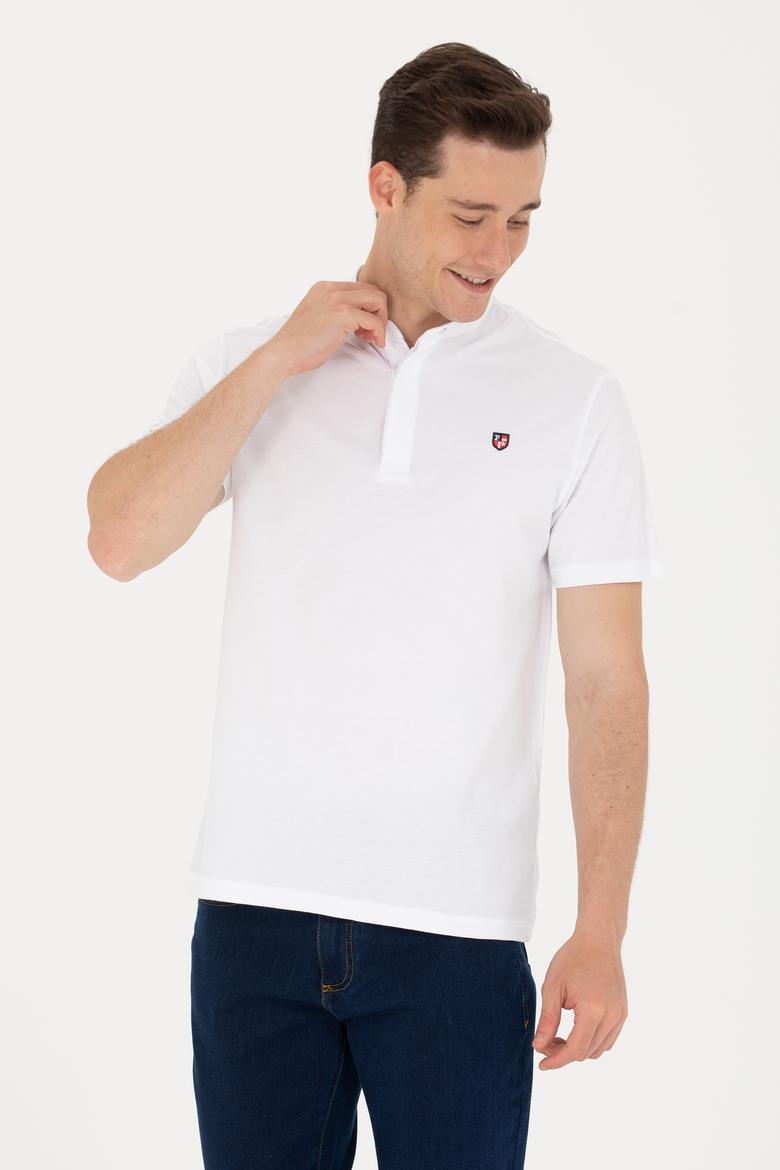 Erkek Beyaz Hakim Yaka Tişört