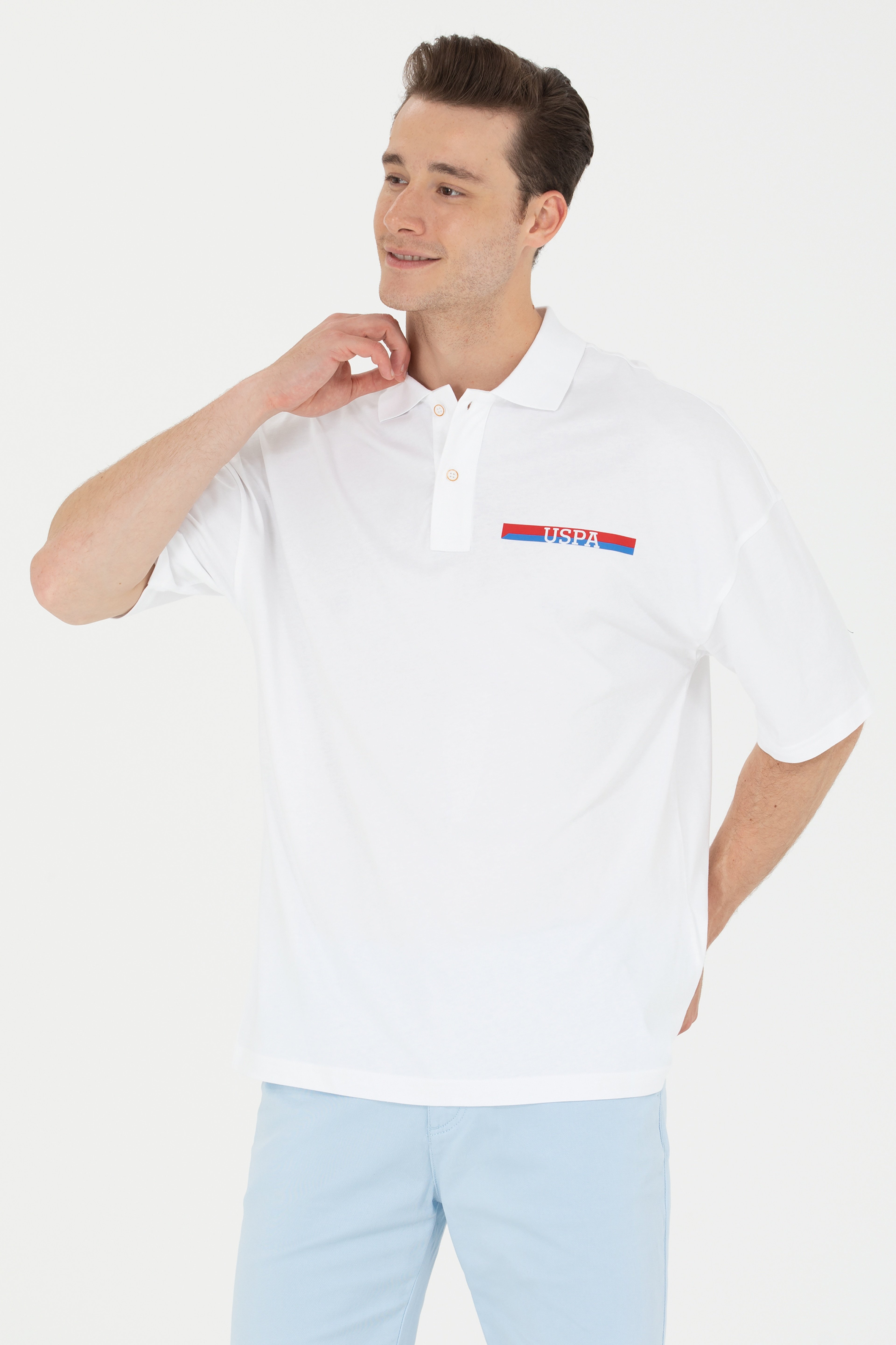 Erkek Beyaz Oversize Polo Yaka Tişört - Image 3