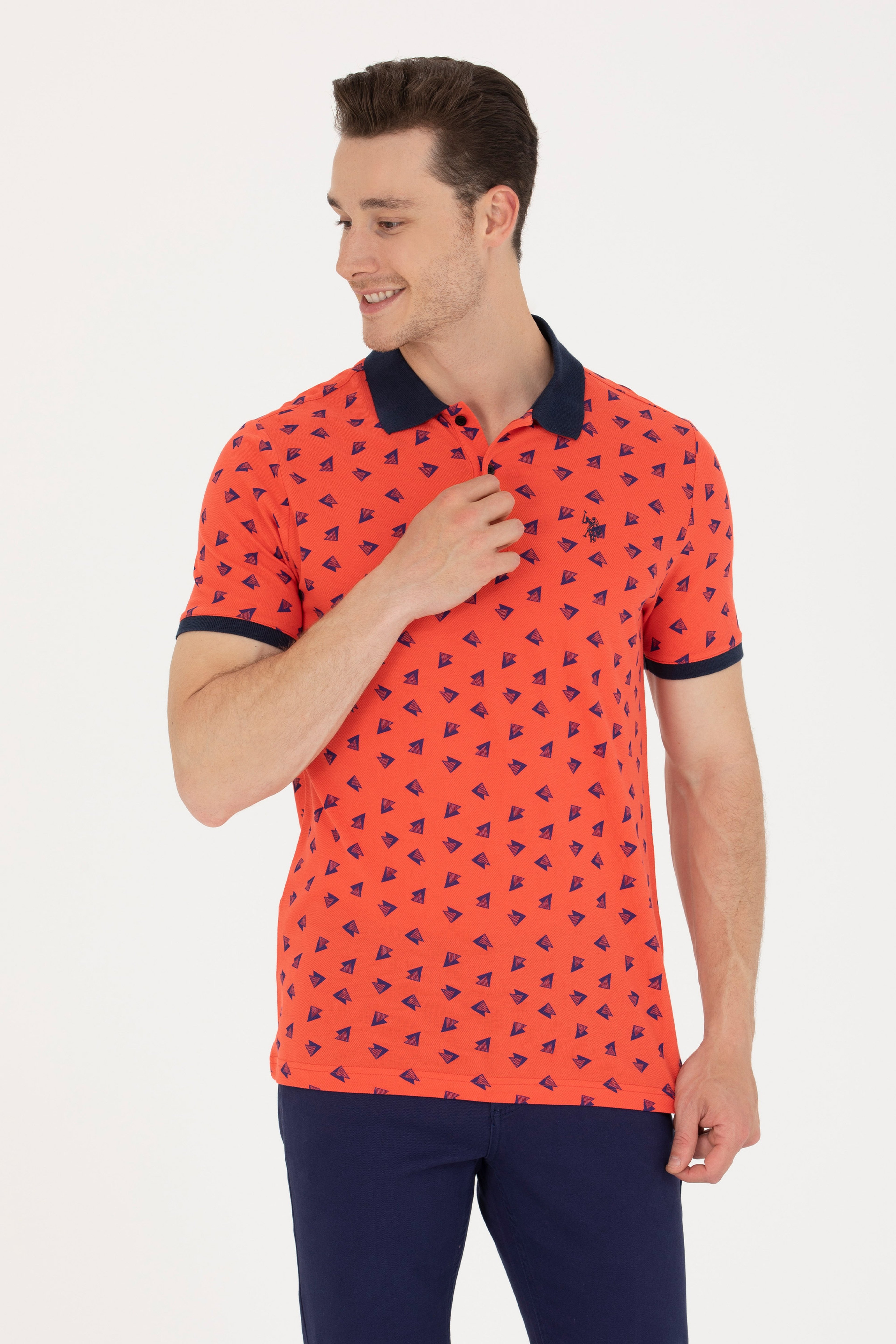 Erkek Kırmızı Polo Yaka Tişört - Image 3