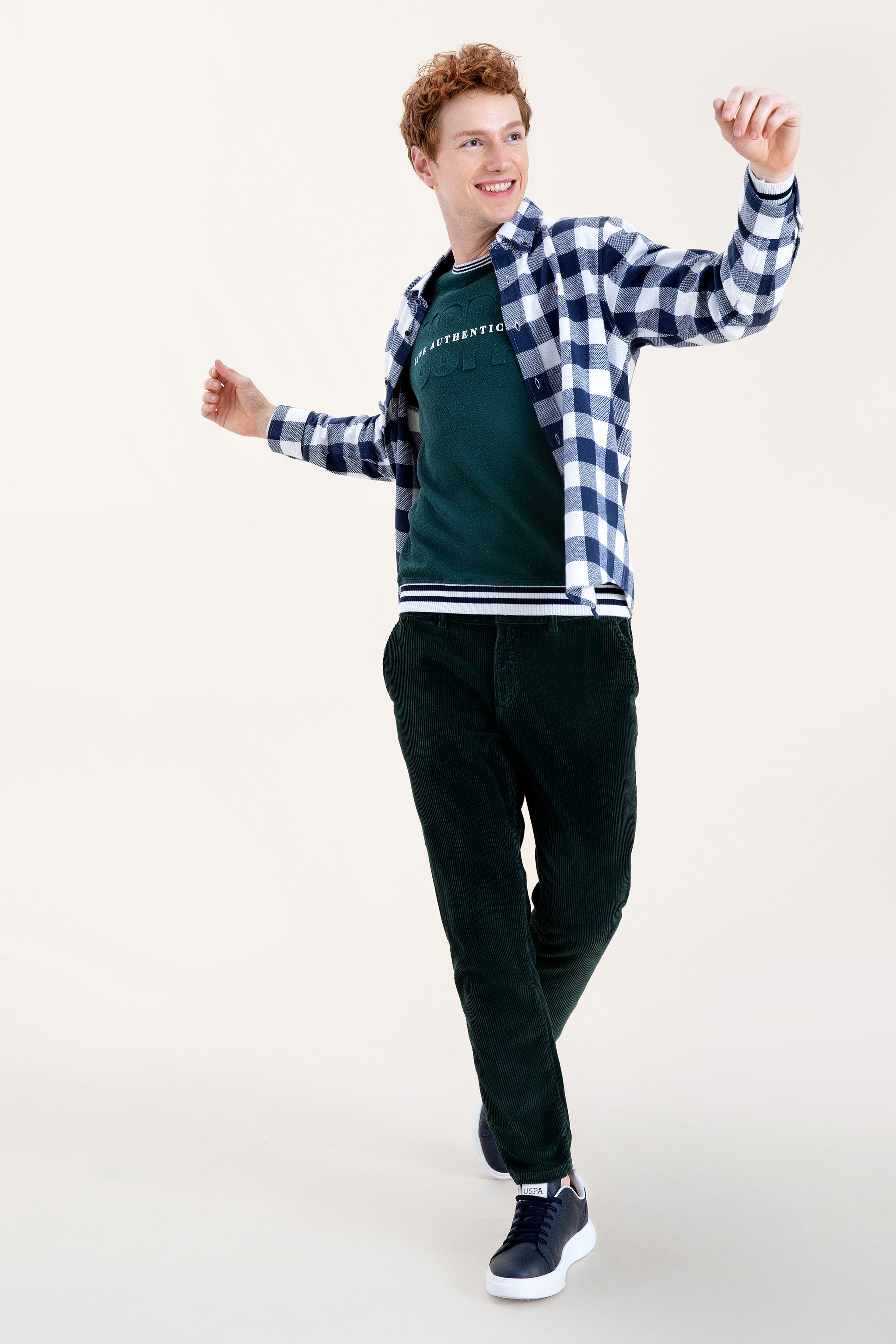 Erkek Slim Fit Koyu Yeşil Kanvas Pantolon - Image 1