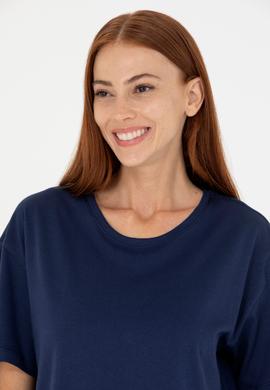 Kadın Lacivert Bisiklet Yaka Tişört - 50266330017