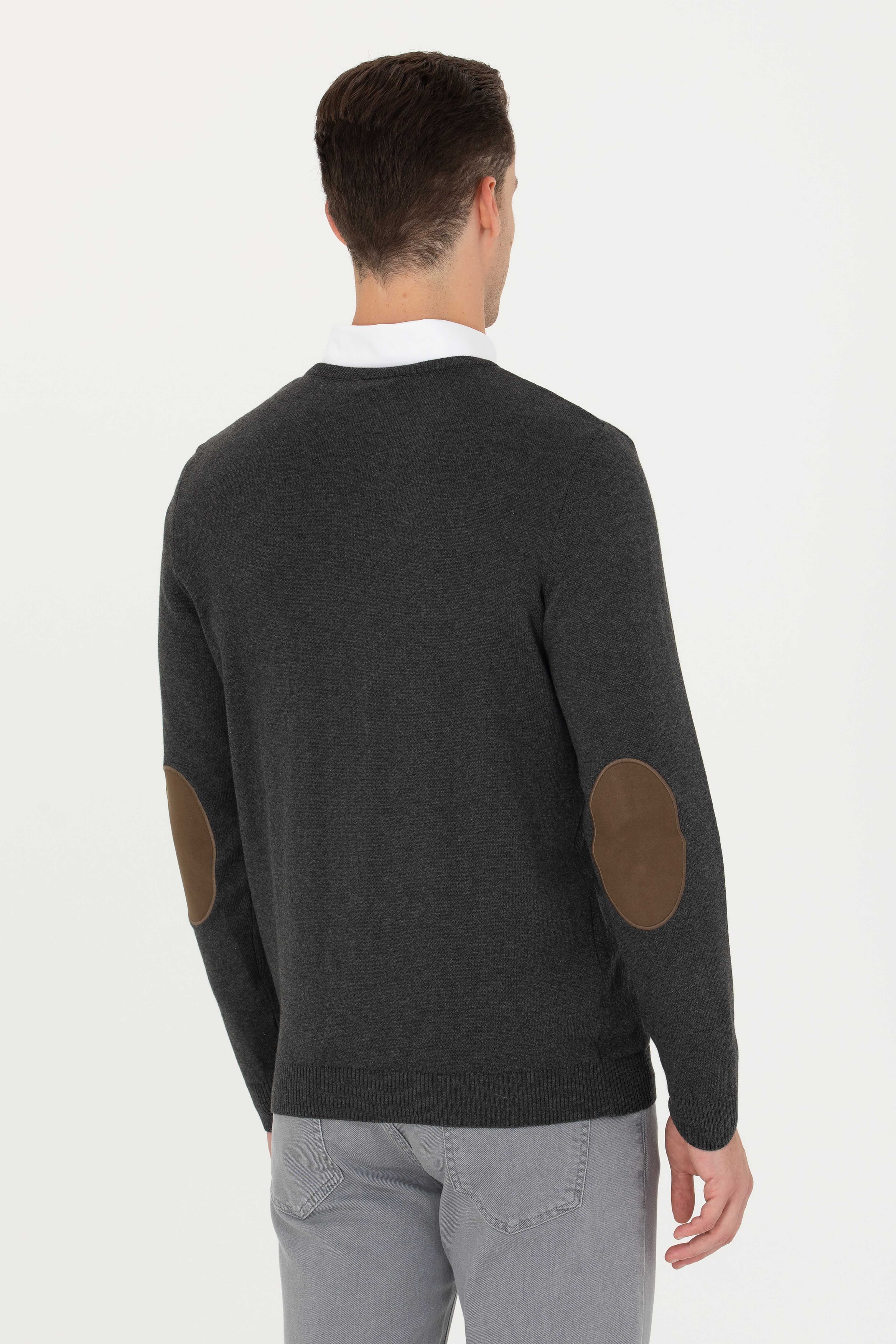 Erkek Slim Fit V Yaka Antrasit Kazak - Image 5
