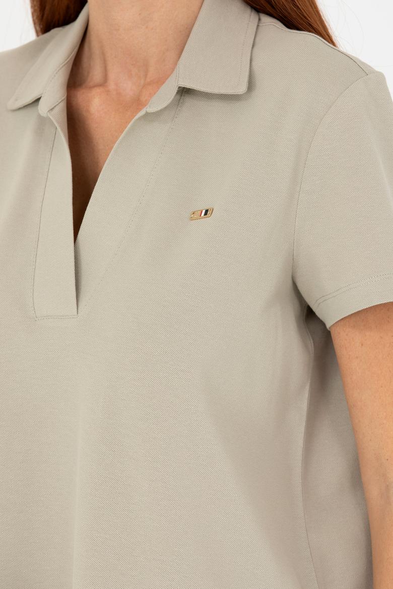 Kadın Haki Kaçık Yaka Basic Tişört - 50271665021