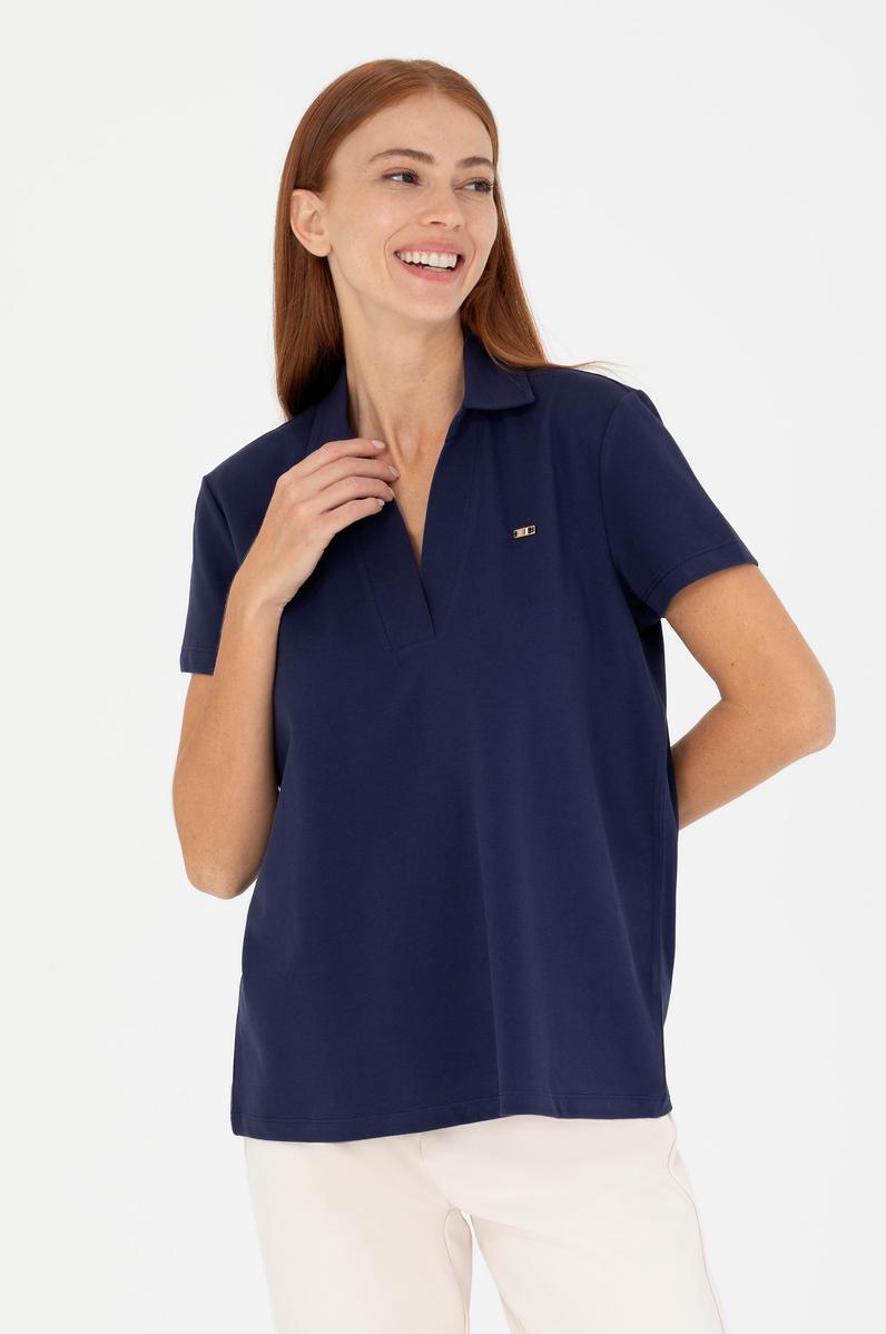 Kadın Lacivert Kaçık Yaka Basic Tişört