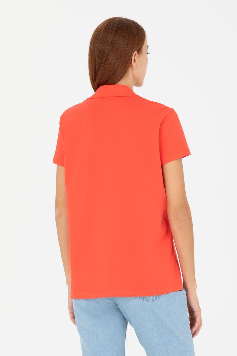 Kadın Kırmızı Kaçık Yaka Basic Tişört - 50271665046