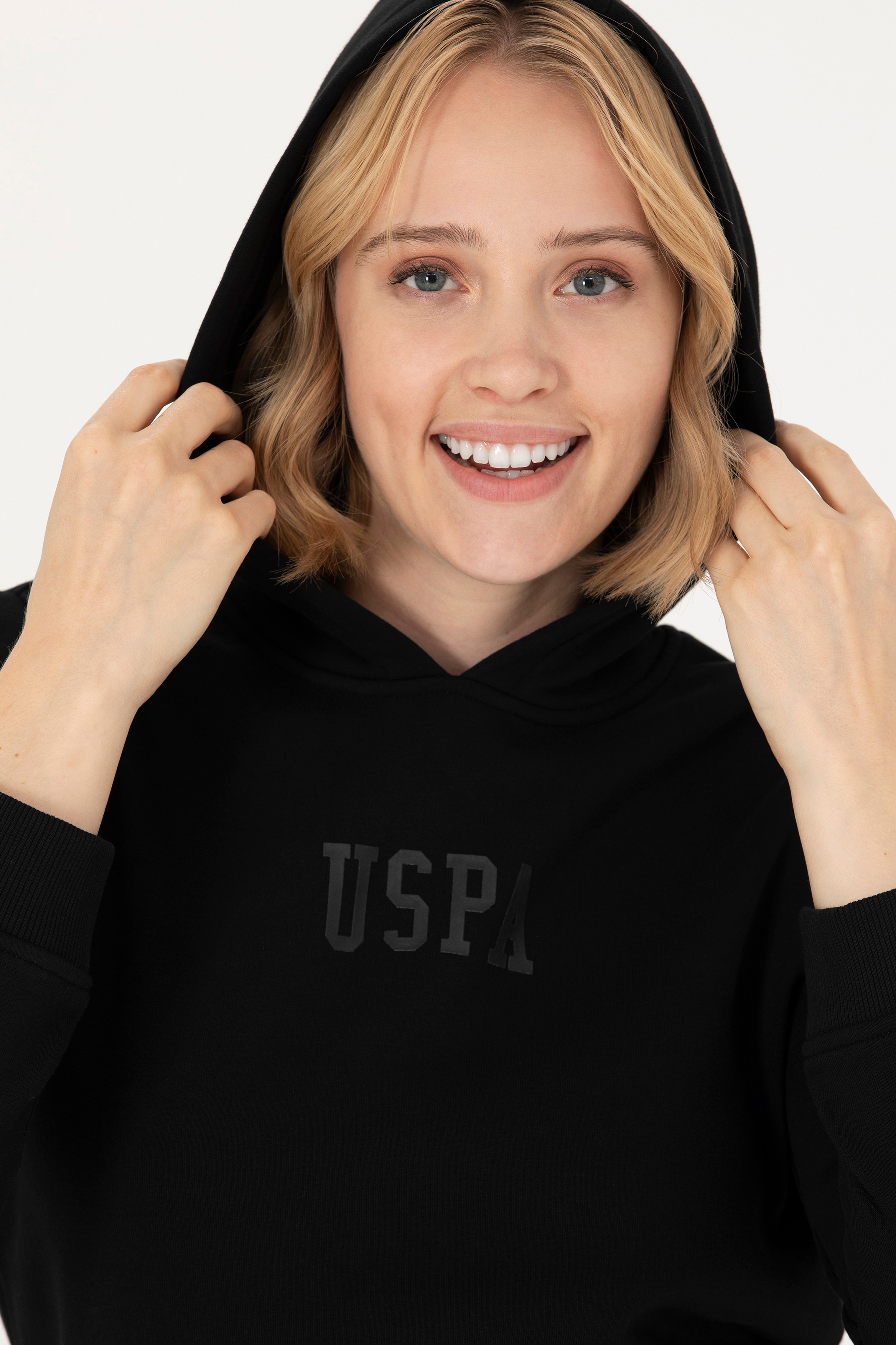 Kadın Siyah Kapüşonlu Basic Sweatshirt - Image 2