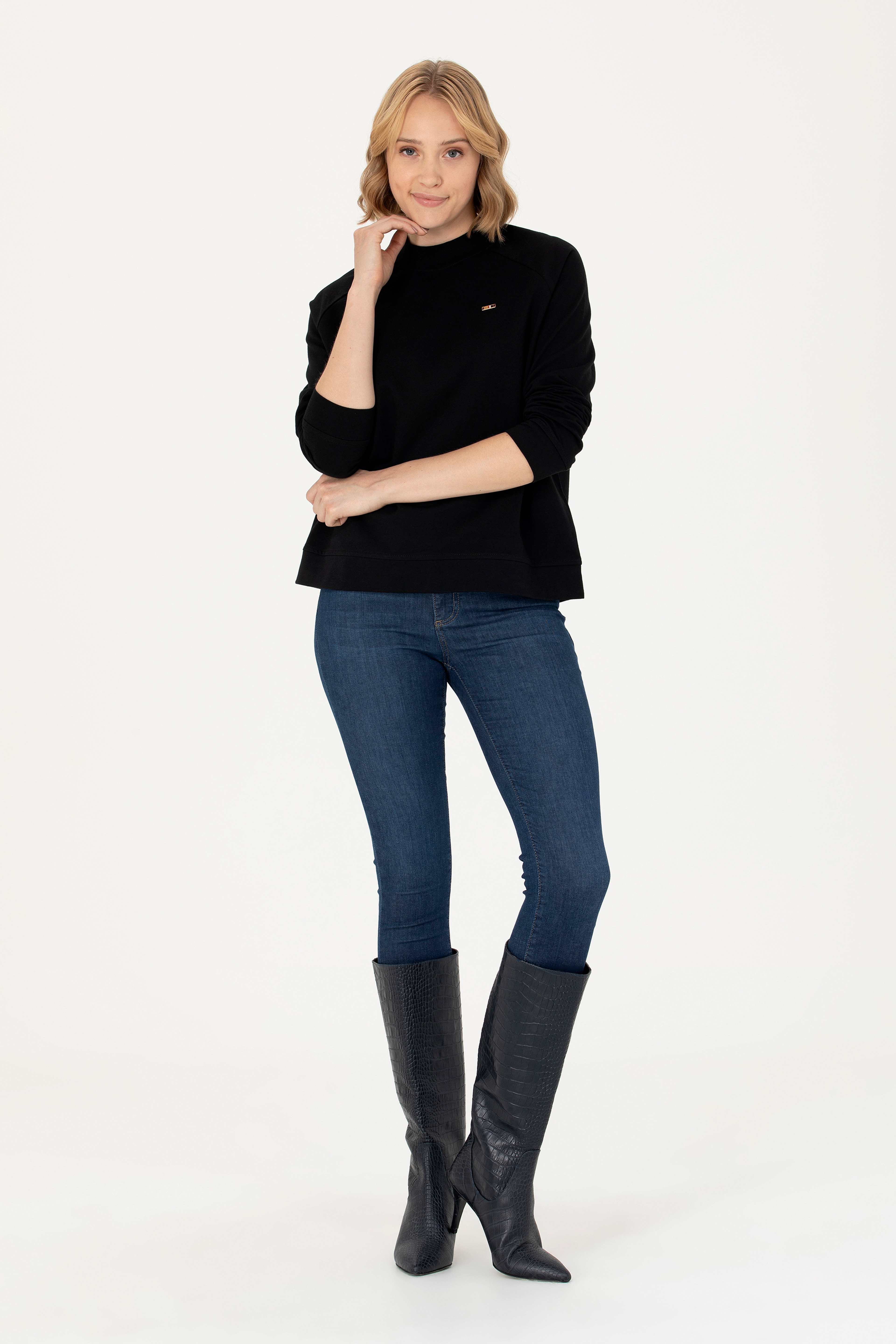 Kadın Siyah Bisiklet Yaka Sweatshirt - Image 4