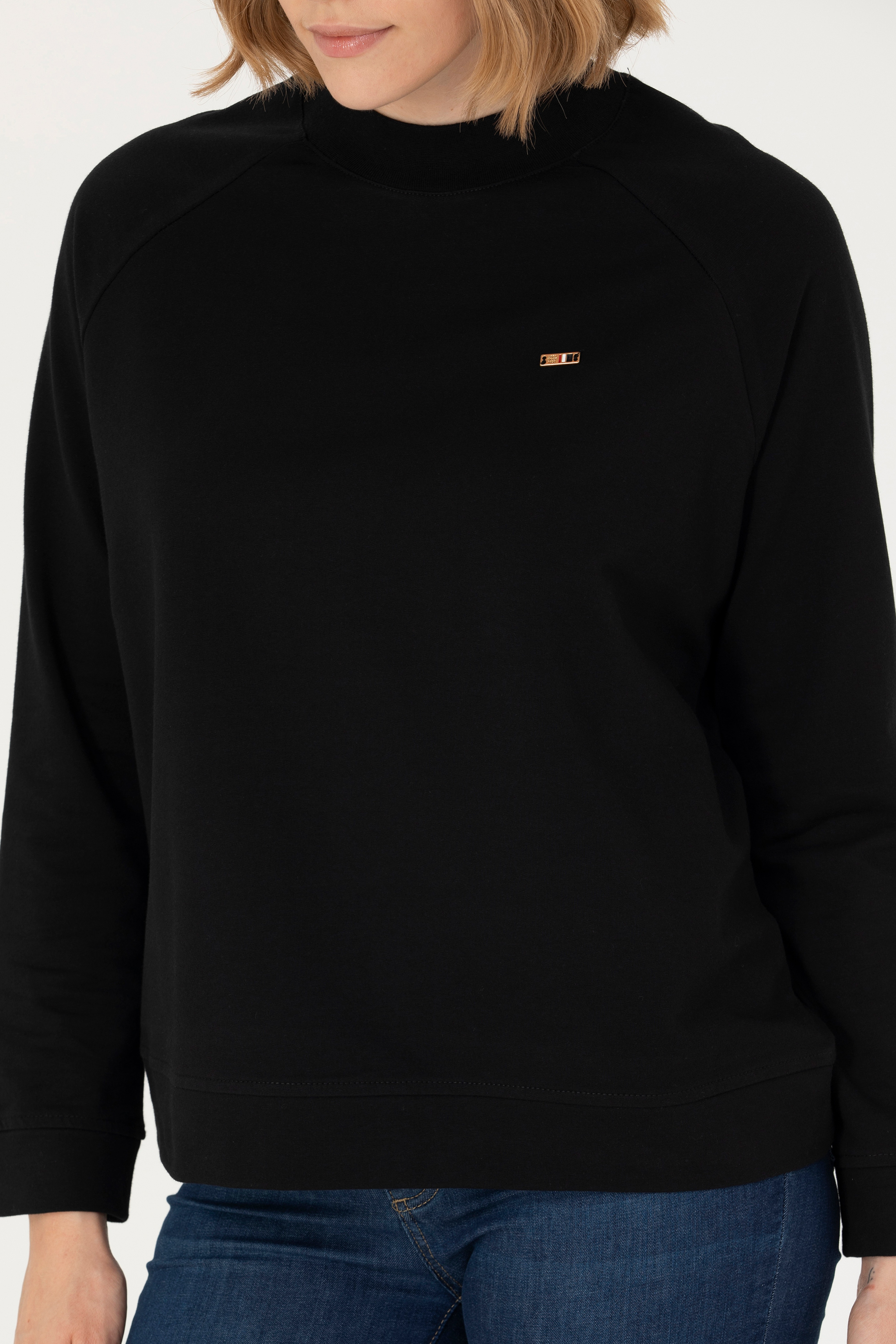Kadın Siyah Bisiklet Yaka Sweatshirt - Image 6