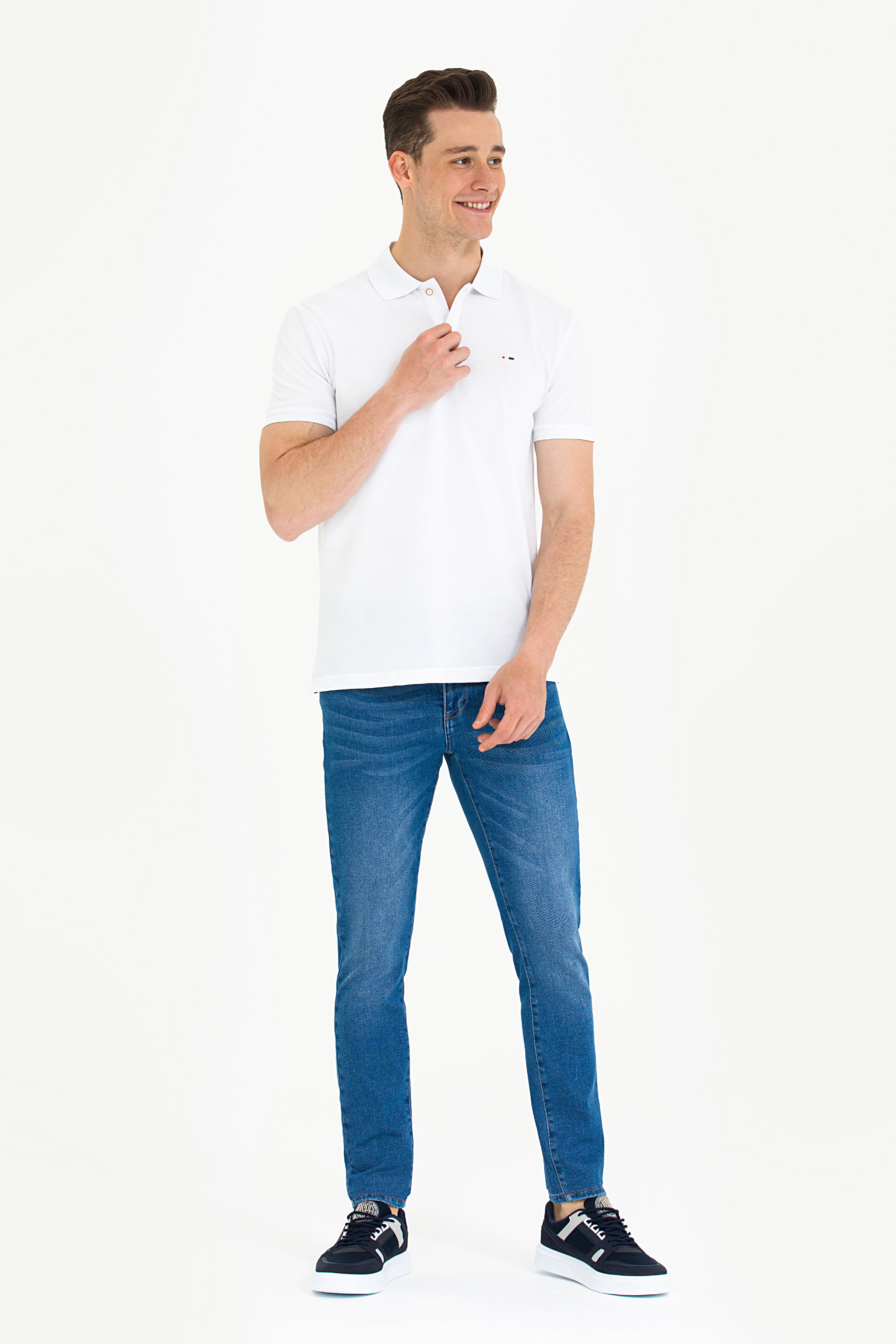 Erkek Beyaz Basic Polo Yaka Tişört - Image 4