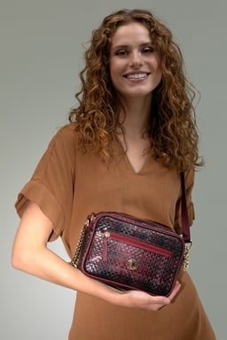 KIRMIZI