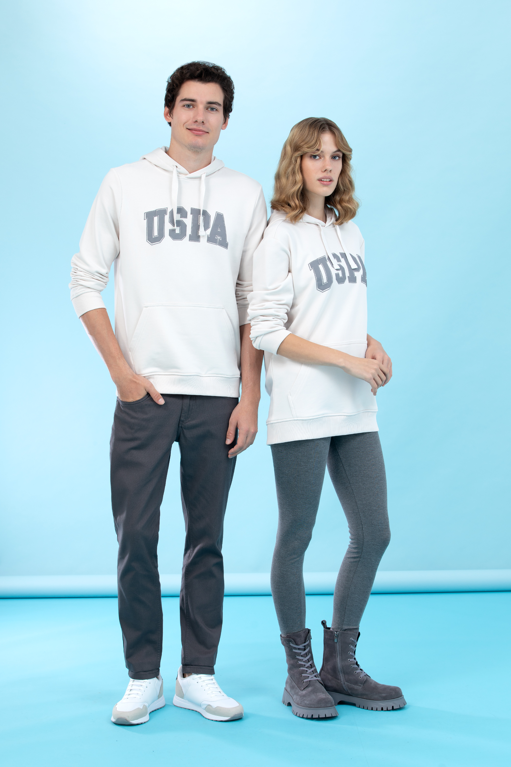Taş Kapüşonlu Basic Sweatshirt - Image 2