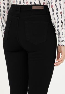 Kadın Siyah Jean Pantolon - 50272299002