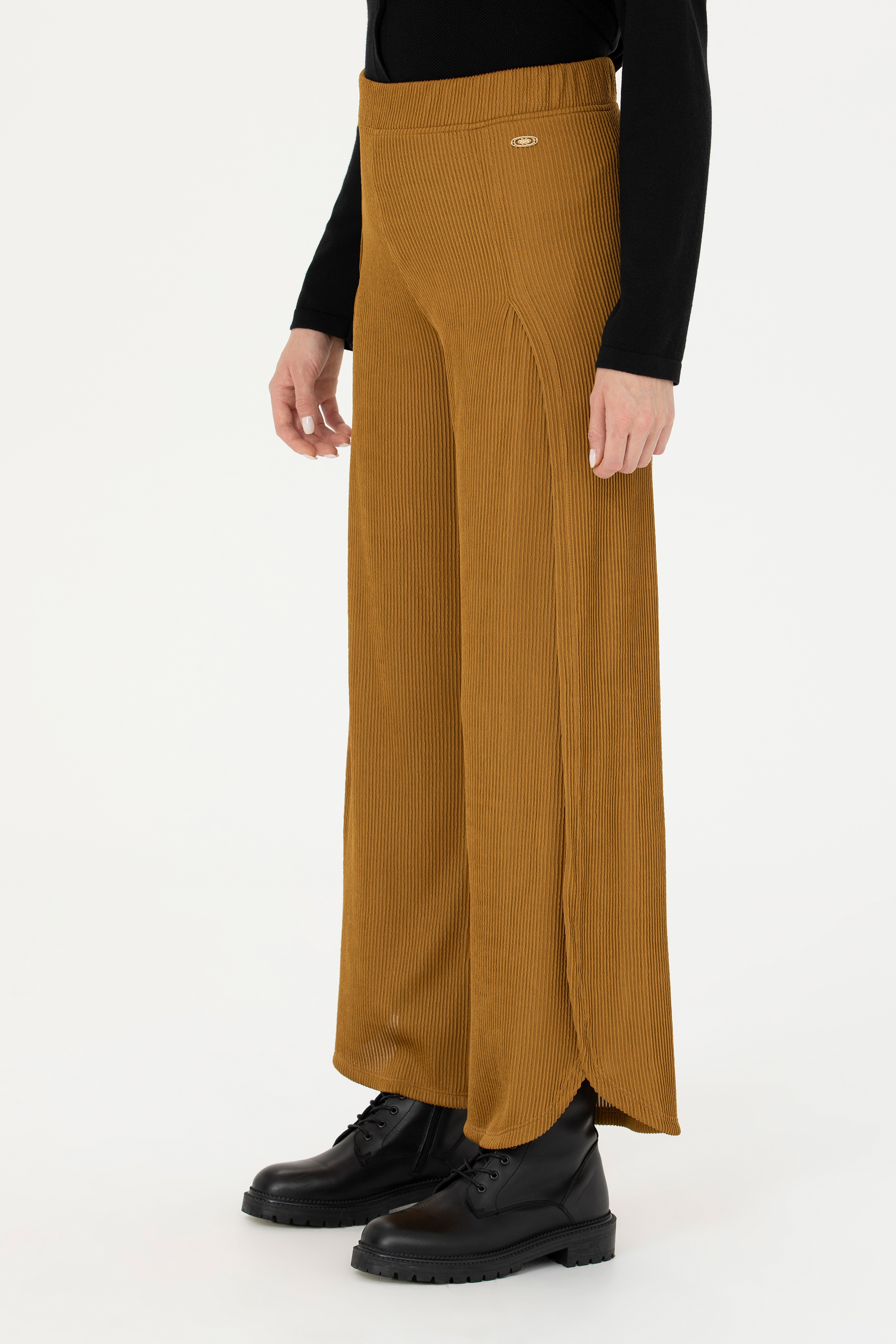 Kadın Açık Haki Örme Pantolon - Image 2