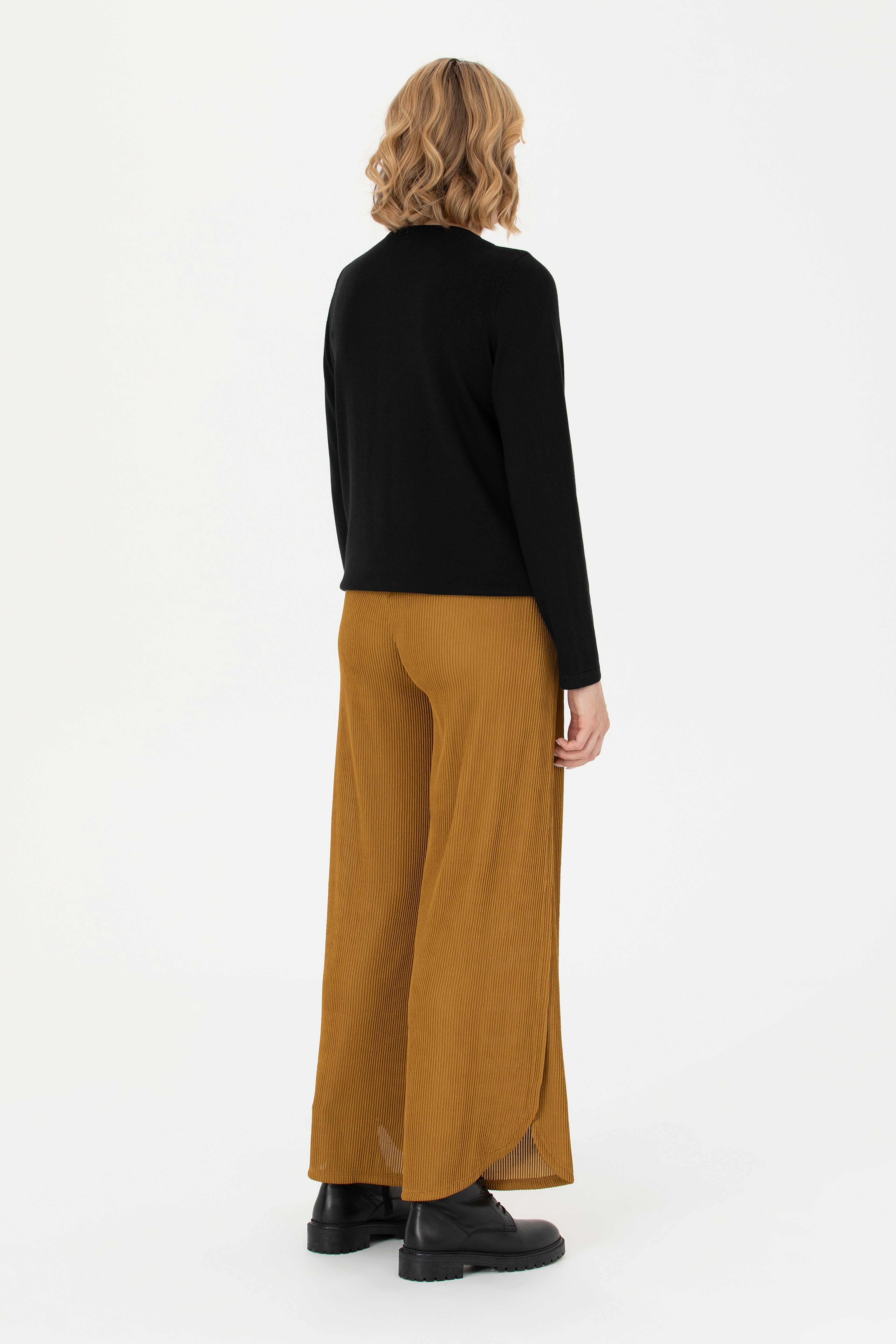 Kadın Açık Haki Örme Pantolon - Image 4