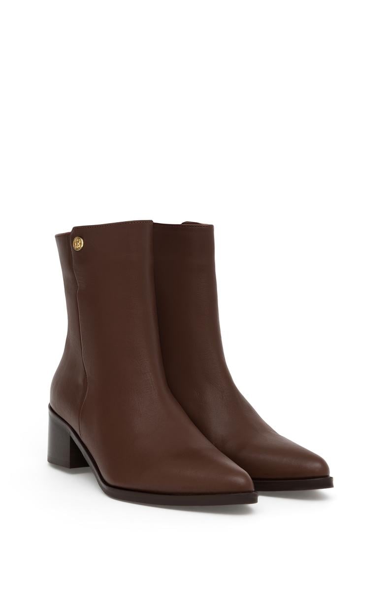 Kadın Kahverengi Bot