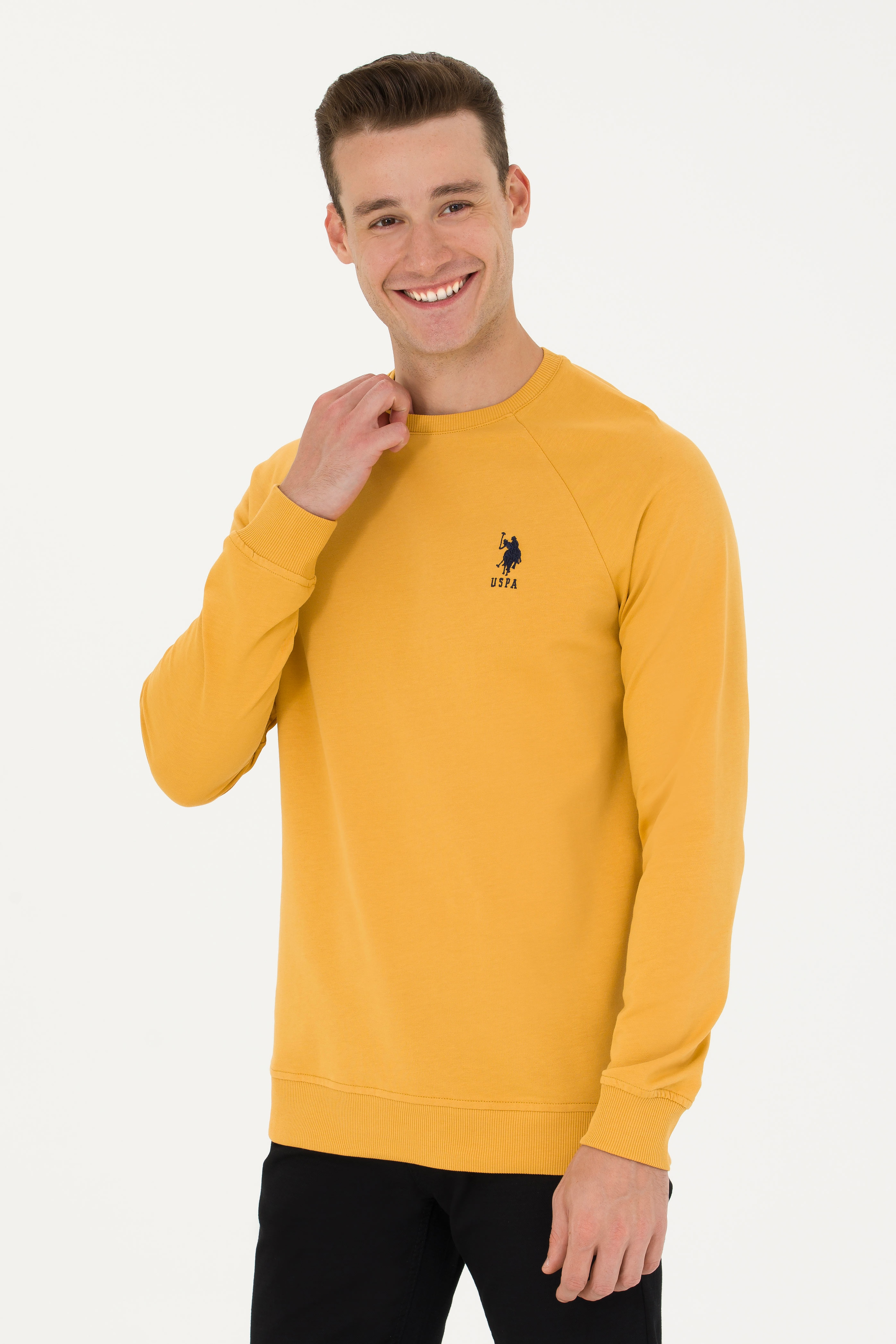 Erkek Hardal Bisiklet Yaka Basic Sweatshirt