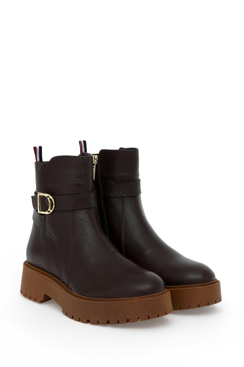 Kadın Kahverengi Bot