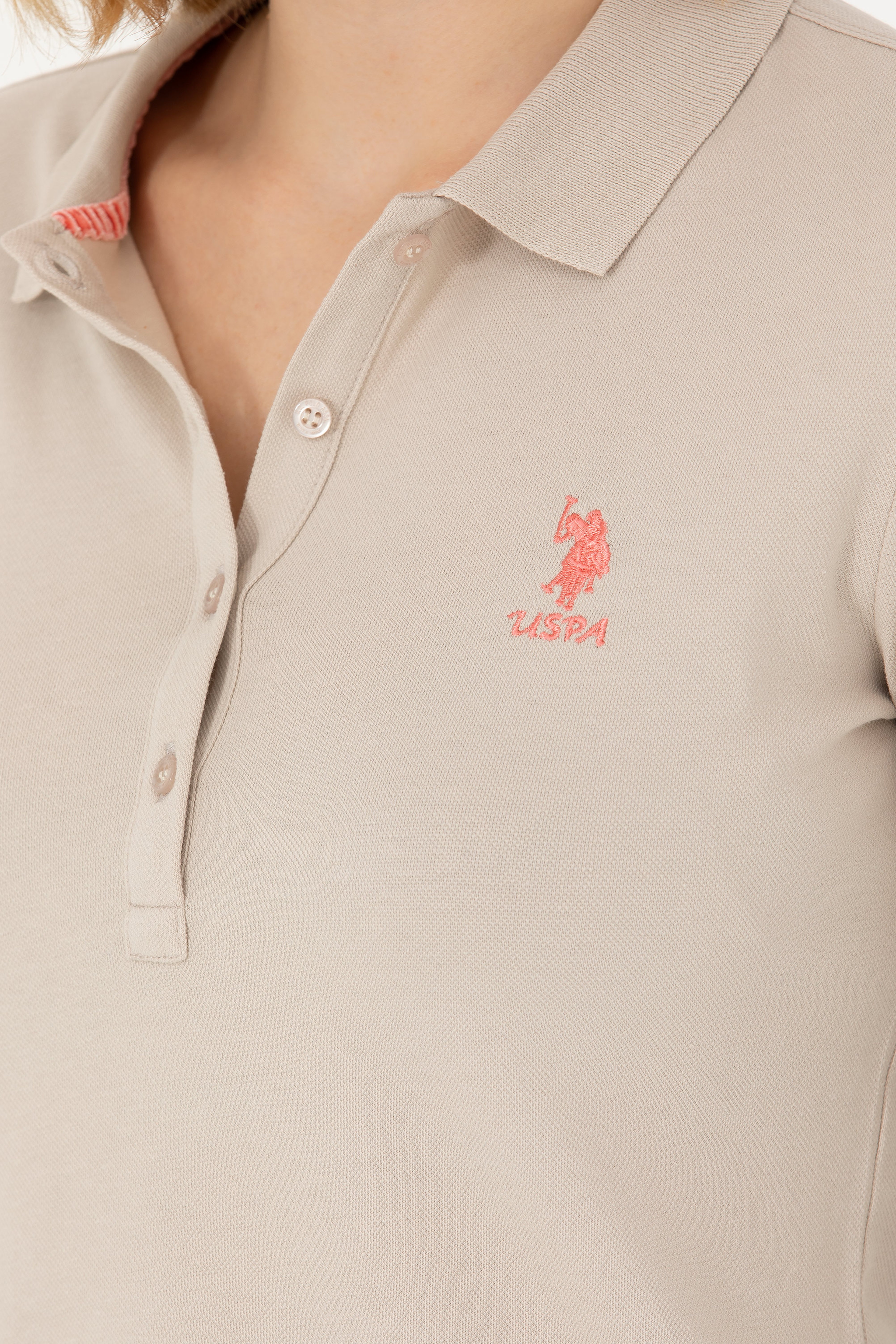 Kadın Bej Polo Yaka Basic Sweatshirt - Image 7