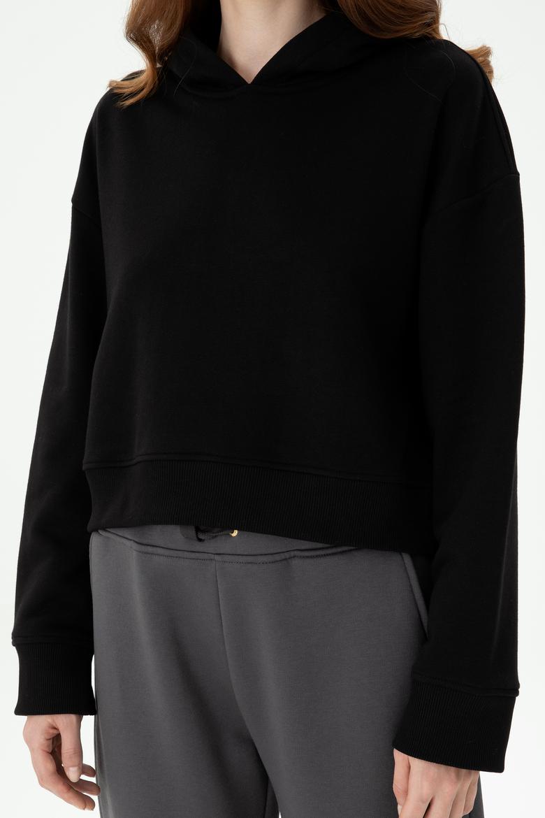 Kadın Siyah Kapüşonlu Sweatshirt - 50271652036