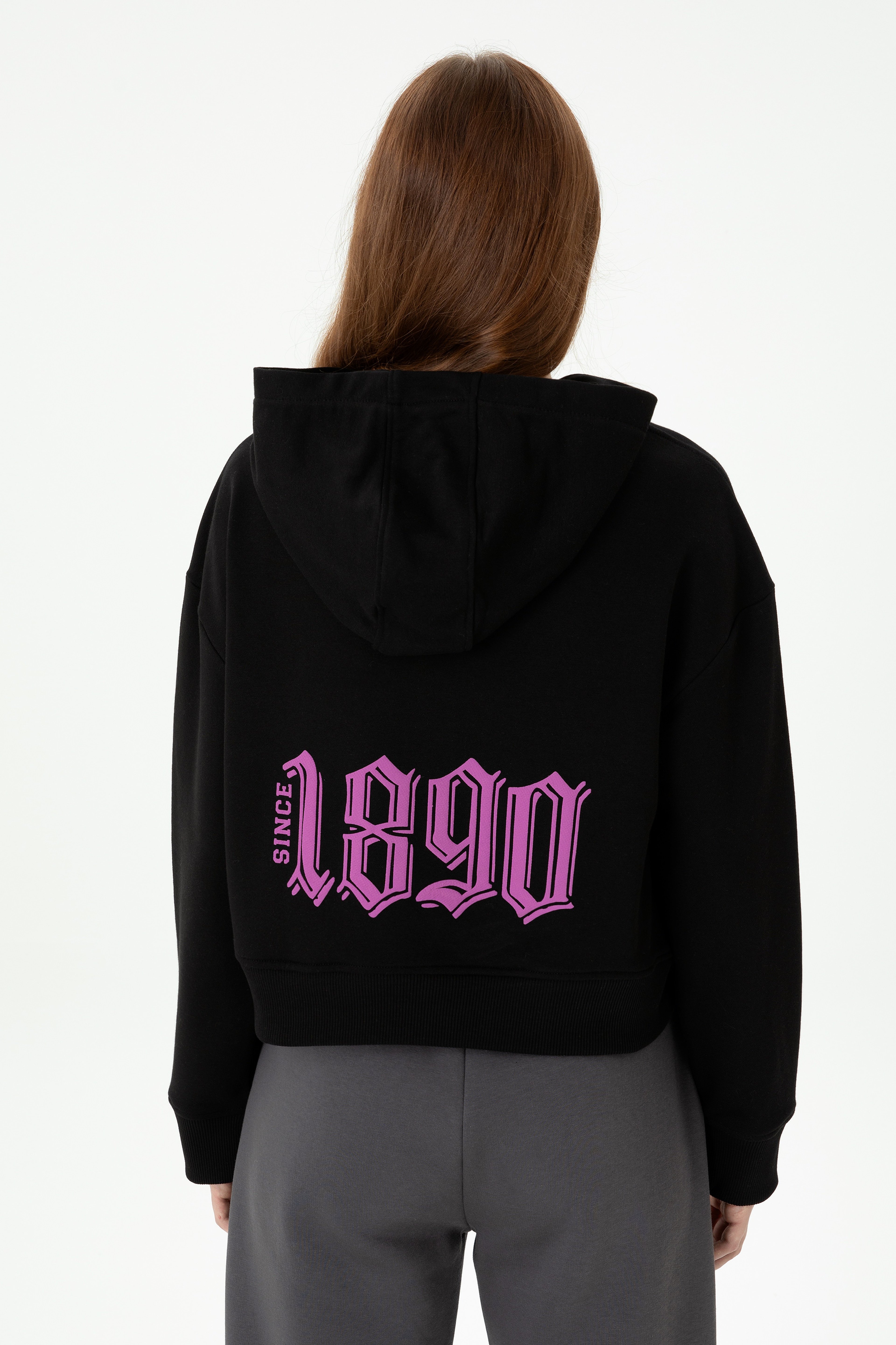 Kadın Siyah Kapüşonlu Sweatshirt - Image 5