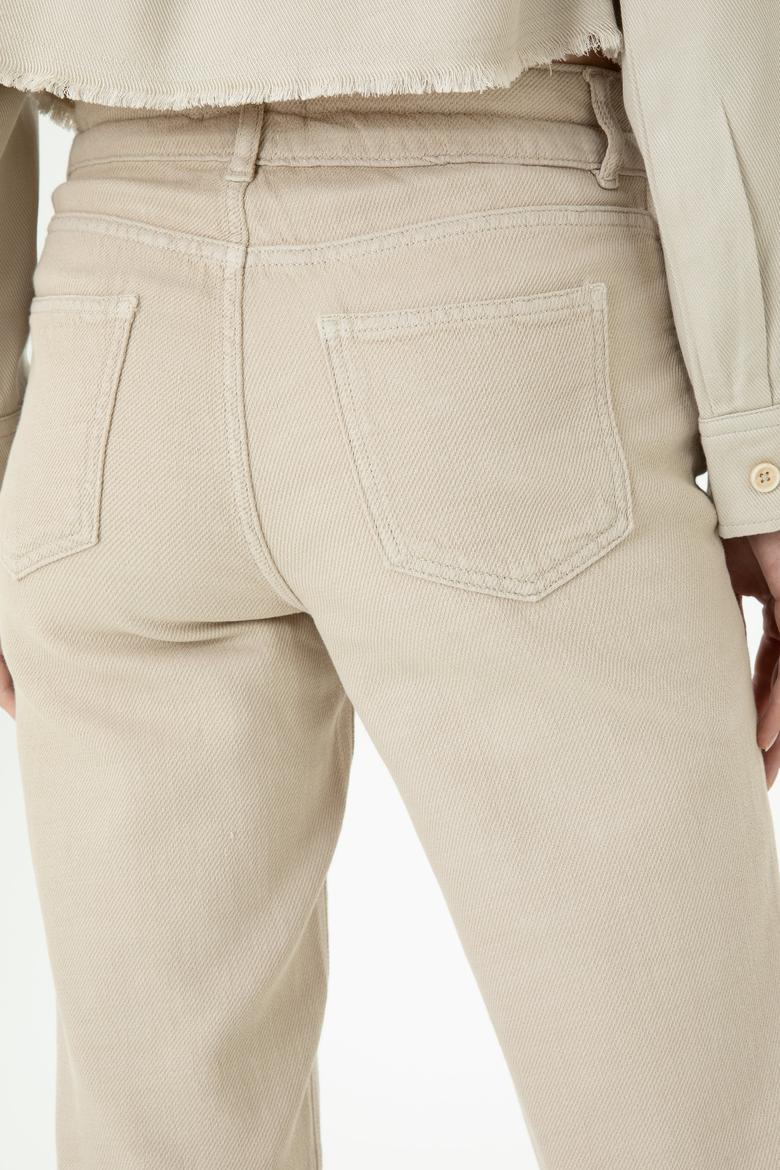 Kadın Bej Jean Pantolon - 50277890002