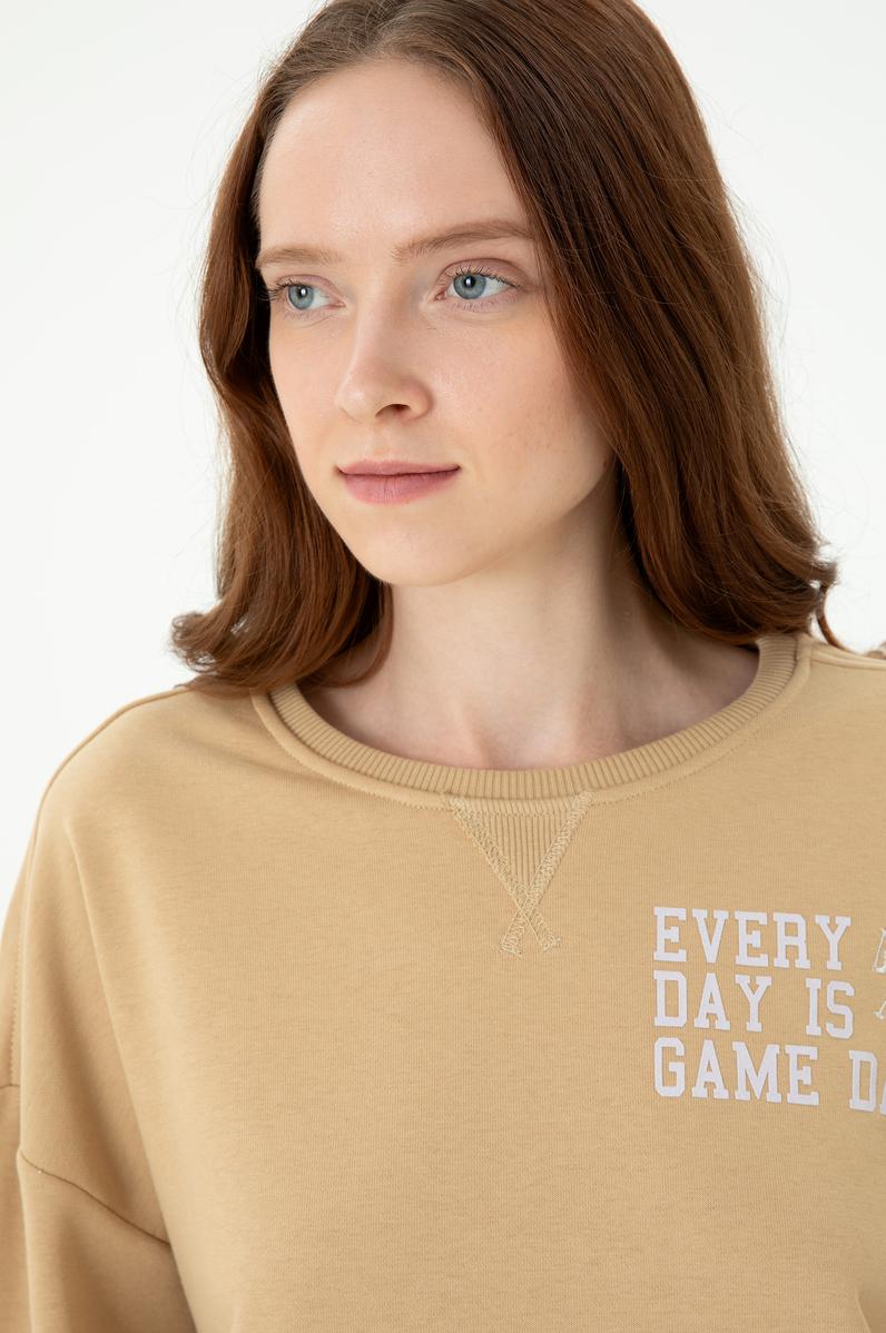 Kadın Kum Bisiklet Yaka Sweatshirt