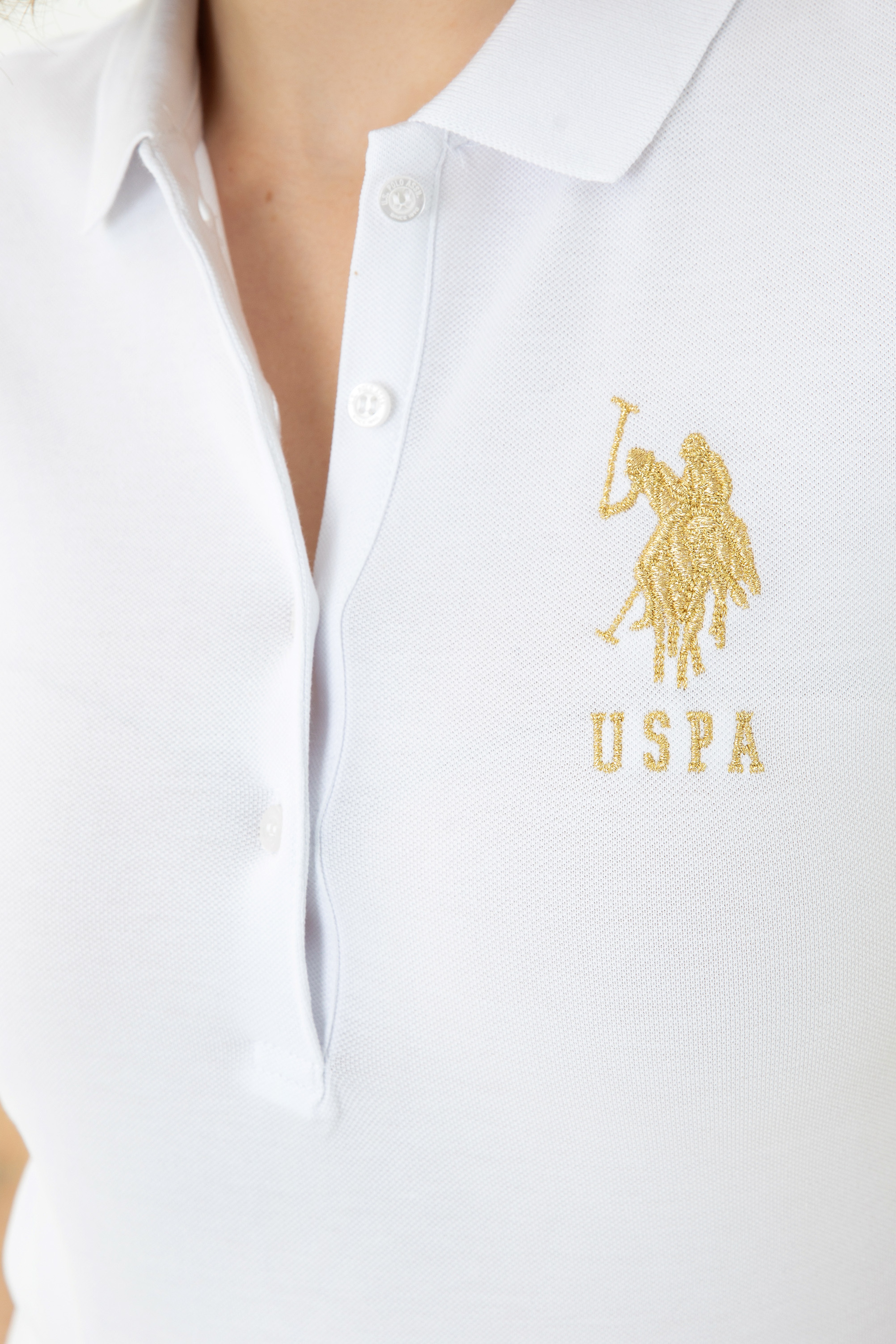 Kadın Beyaz Basic Polo Yaka Tişört - Image 7