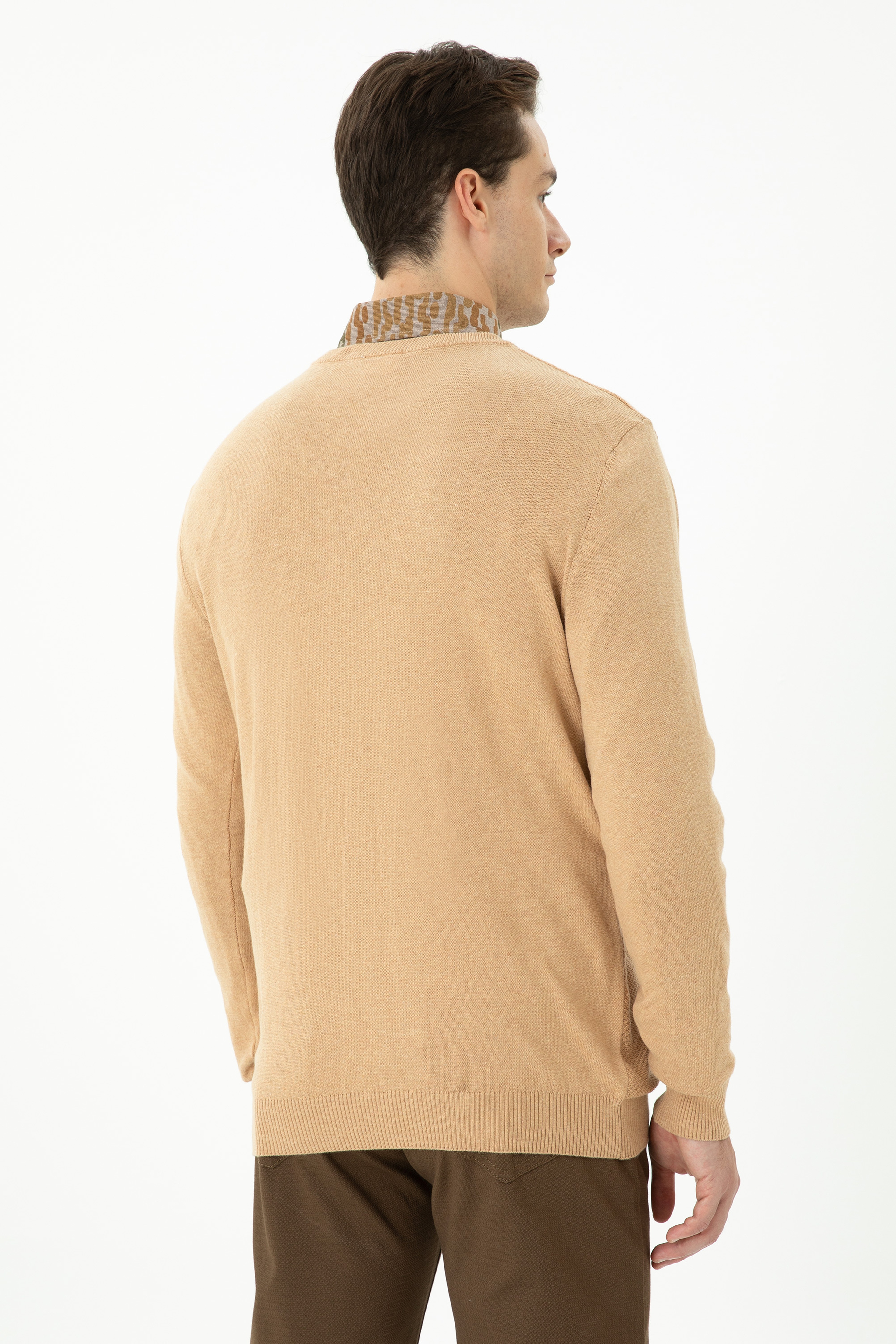 Erkek Slim Fit V Yaka Kum Melanj Kazak - Image 5