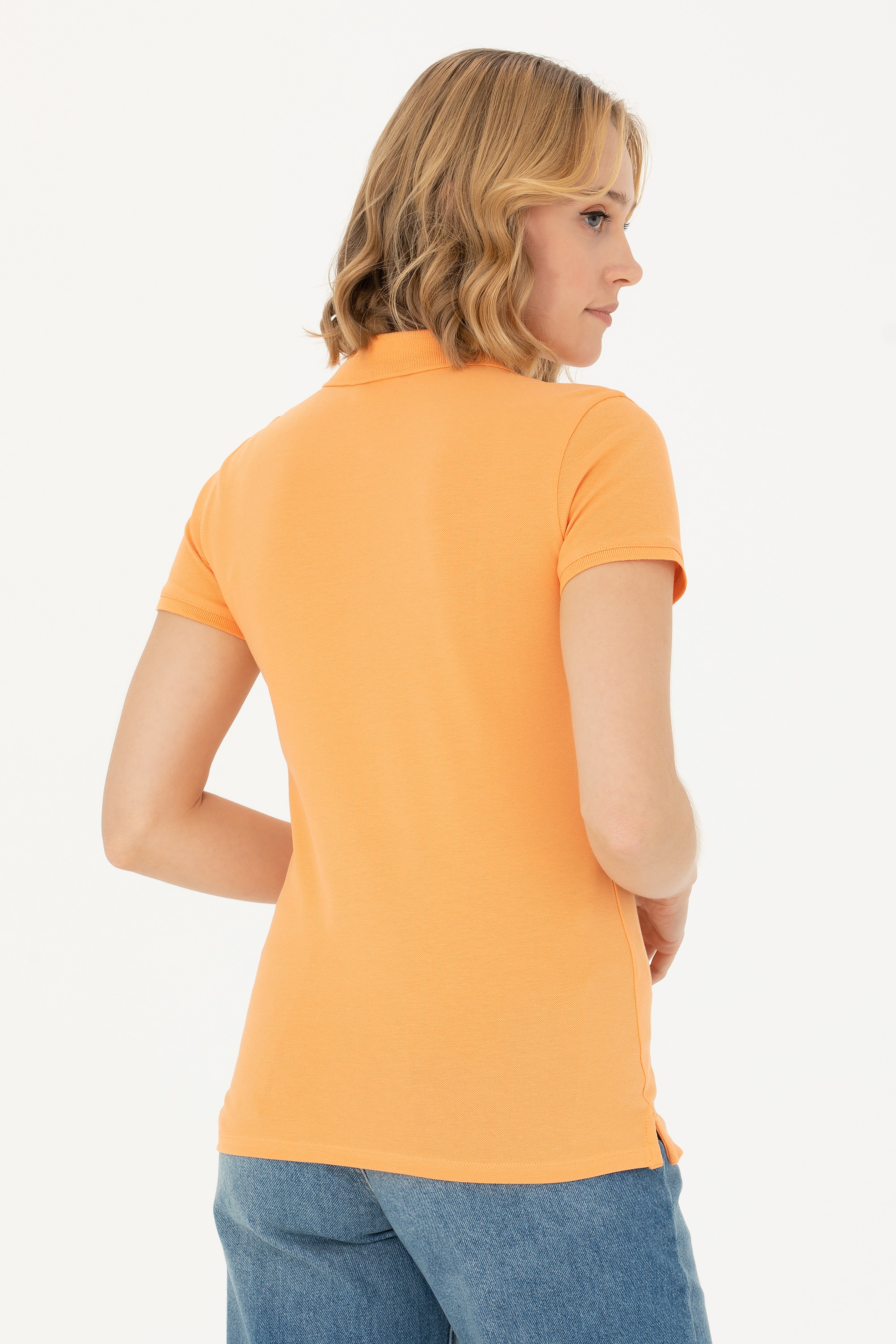 Kadın Turuncu Basic Polo Yaka Tişört - Image 5