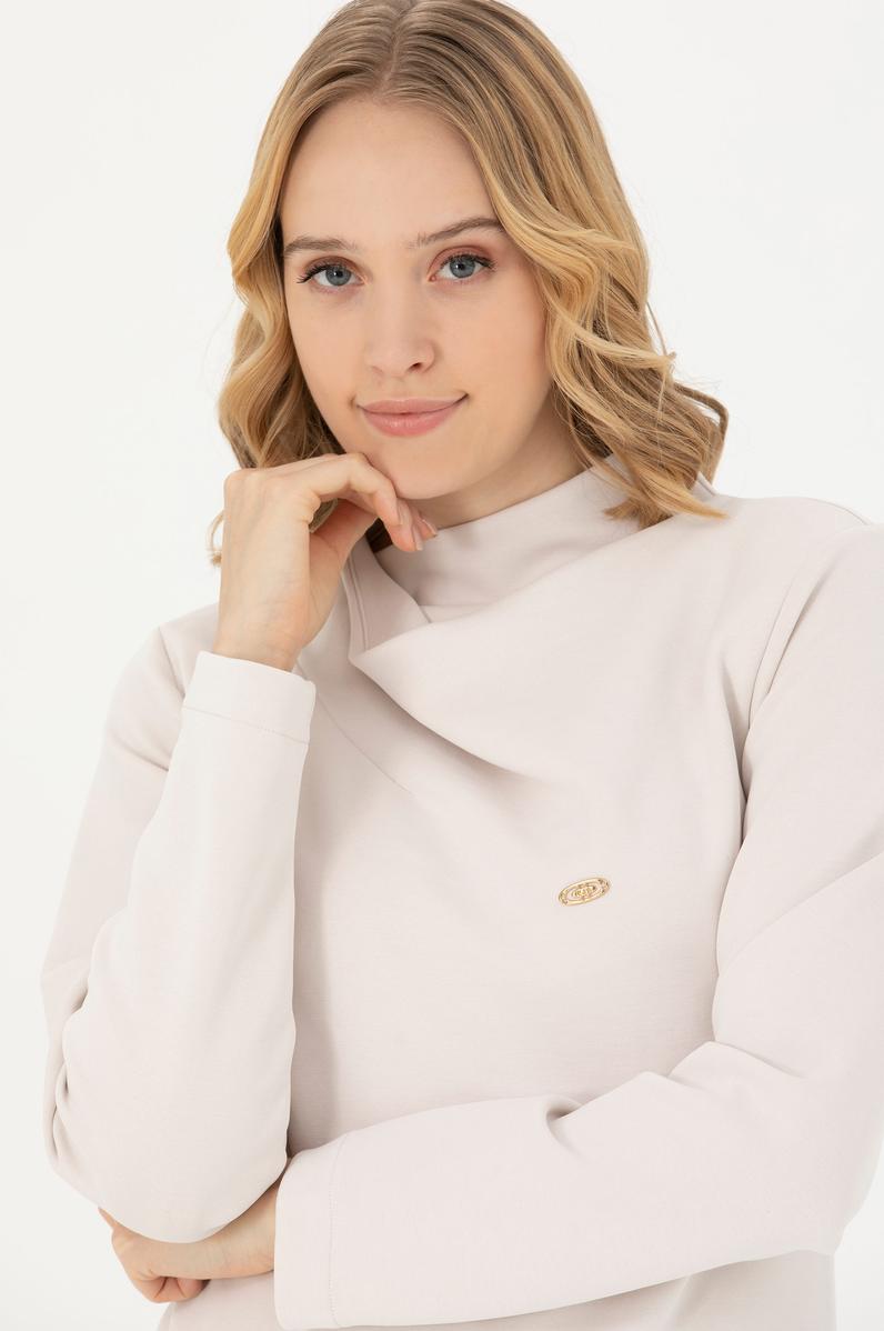 Kadın Taş Dik Yaka Sweatshirt