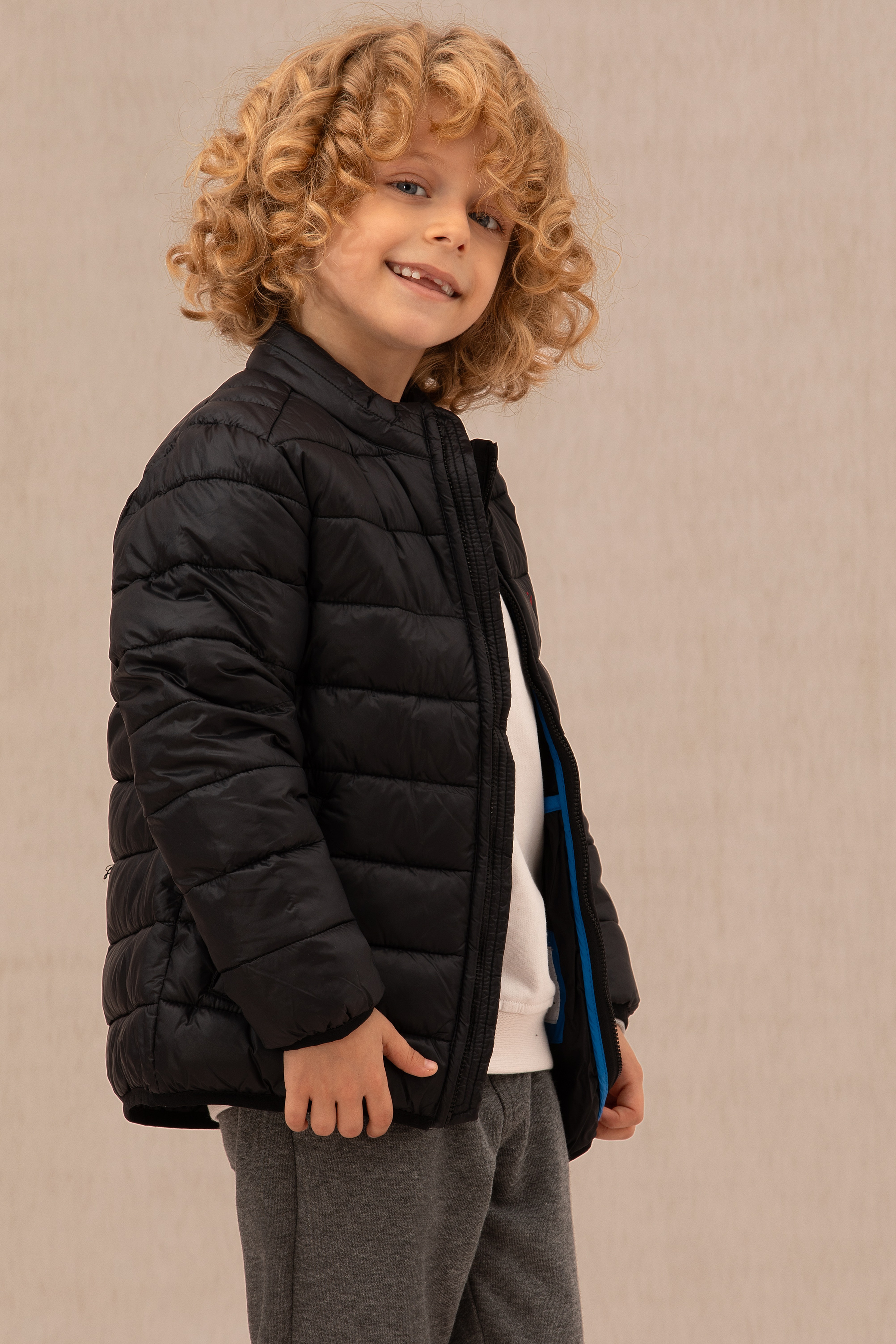 Erkek Çocuk Siyah Mont - Image 2