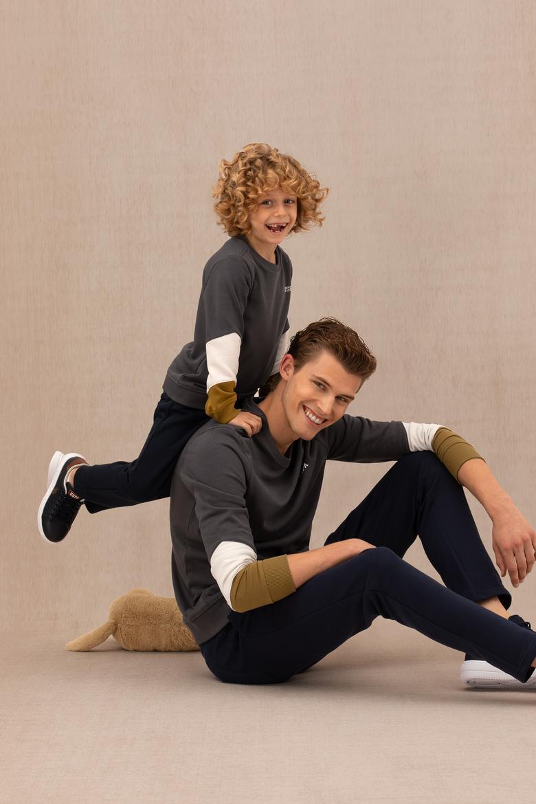 Erkek Çocuk Antrasit Bisiklet Yaka Sweatshirt