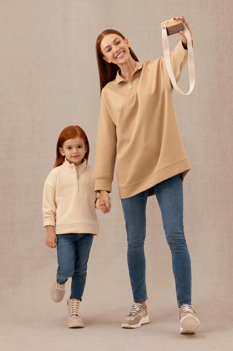 Kadın Kum Dik Yaka Sweatshirt