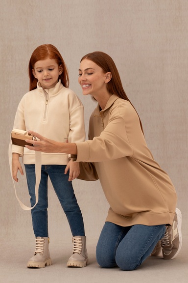 Kız Çocuk Krem Polarlı Polo Yaka Sweatshirt