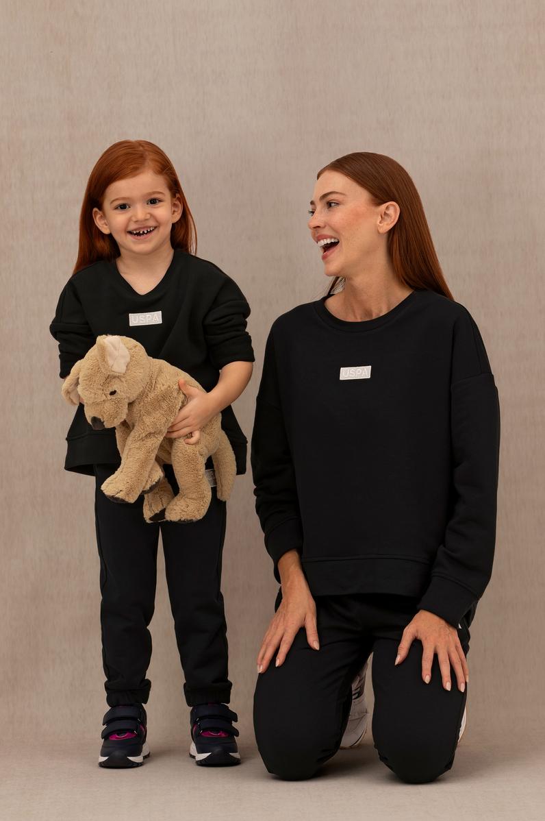 Kadın Siyah Bisiklet Yaka Basic Sweatshirt