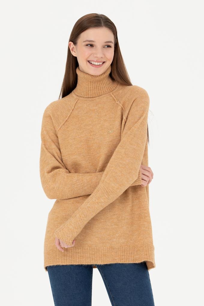 Kadın Kum Boğazlı Kazak