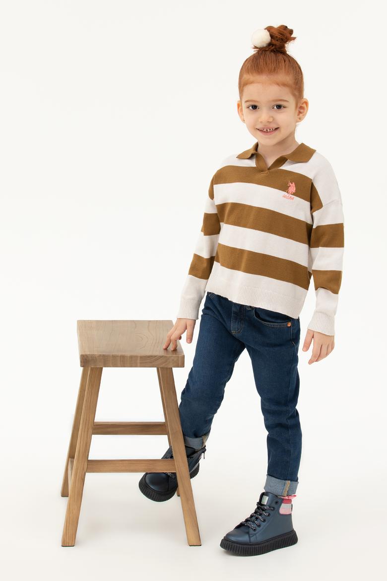 Kız Çocuk Taş Kazak