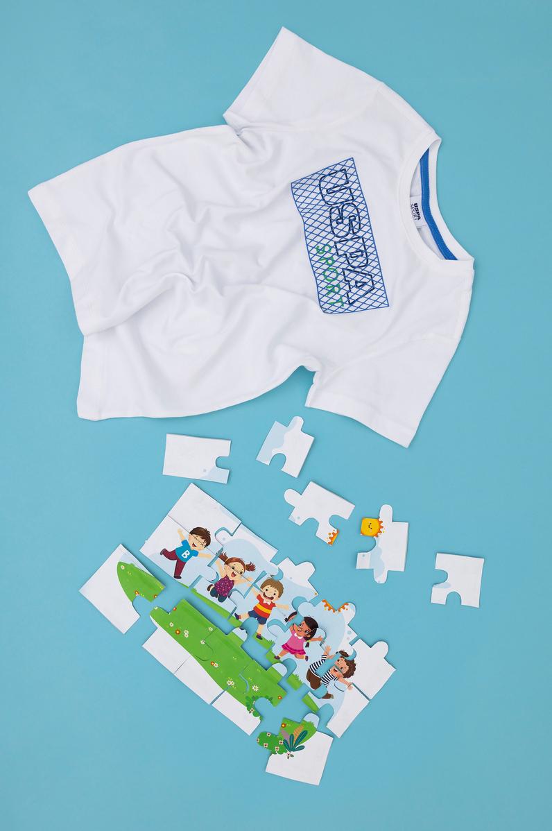 Çocuk Beyaz Bisiklet Yaka Tişört