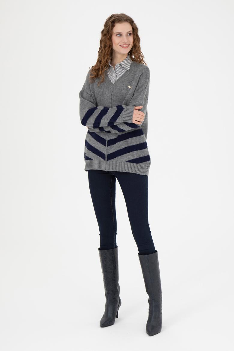 Kadın Gri Melanj V Yaka Triko Kazak - 50272041007